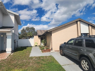 10539 Parkcrest Dr, Tampa, FL 33624