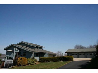 375 Pfeifer Rd, Prospect, PA 16052
