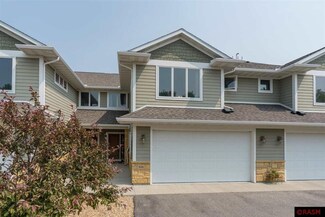 806 806 Pinnacle Path, Mankato, MN 56001