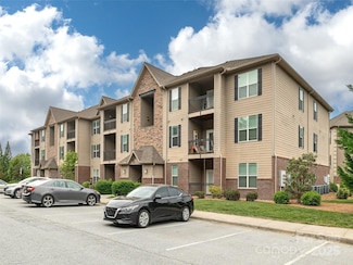 91 Brickton Village Cir Unit 206, Fletcher, NC 28732