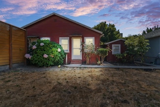 204 Hollister Ave, Capitola, CA 95010