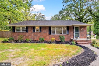 60 Pendleton Rd, Fredericksburg, VA 22405