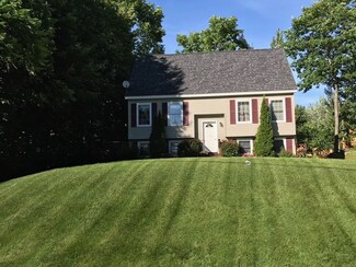 24 Nottingham Rd, Canterbury, NH 03224