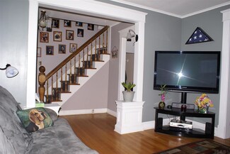 107 S Reynolds St, Schenectady, NY 12302