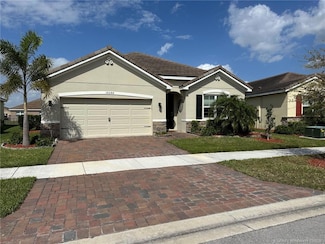 10588 SW Toren Way, Port Saint Lucie, FL 34987