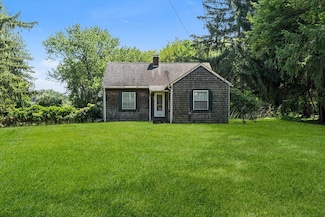 941 S Main St, Bellingham, MA 02019