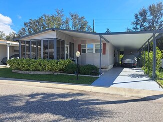 1174 Sparrow Ln, Tarpon Springs, FL 34689