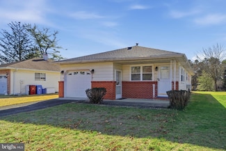 31 Charlotteville Dr S, Toms River, NJ 08757