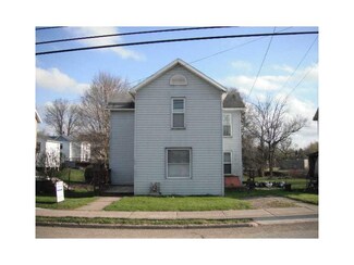 126 E Erie St, Linesville, PA 16424