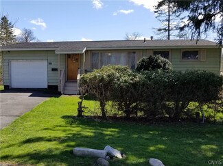 131 W Roswell Ave, Nedrow, NY 13120