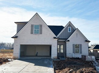 375 Green Willow Dr, Oakland, TN 38060