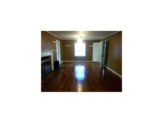 4121 E 8th St, Kansas City, MO 64124