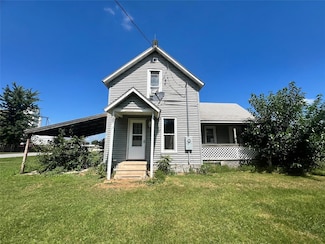 208 2nd St, Boxholm, IA 50040
