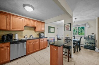400 New River Rd Unit 504, Manville, RI 02838