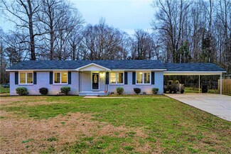 315 33rd Ave S, Phenix City, AL 36869