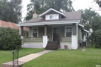 2032 W 4th St, Davenport, IA 52802