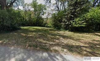 7022 N 54th St, Omaha, NE 68152