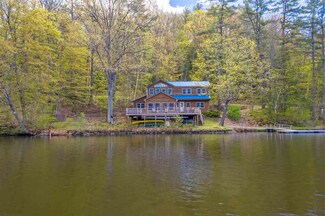 32 River Rd, Hanover, NH 03755