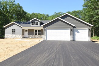 3672 Quail Run Dr S, Wheatfield, IN 46392