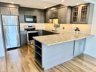 155 George Washington Blvd Unit 707, Hull, MA 02045