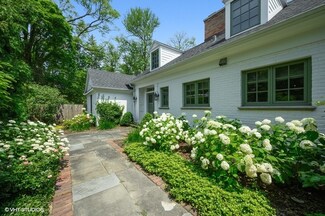 135 N Sheridan Rd, Winnetka, IL 60093