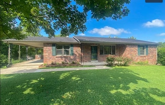 1107 Taylor Town Rd, White Bluff, TN 37187