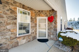 46 Turning Leaf Way Unit 23, Reading, PA 19605