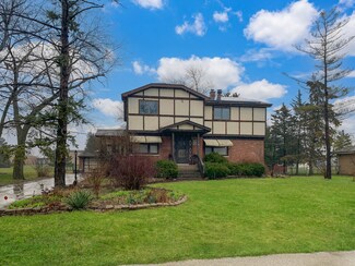 10117 Potter Rd, Des Plaines, IL 60016