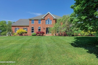 17 Stacy Dr, Cream Ridge, NJ 08514