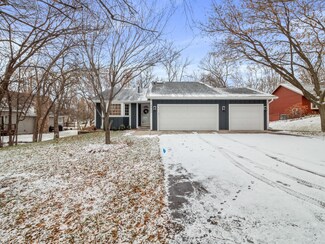 6860 Empire Ln N, Osseo, MN 55311