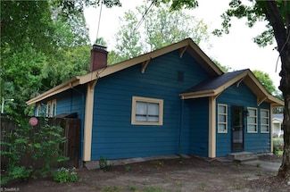1502 Fairview St, Greensboro, NC 27405