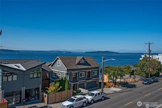 4226 Beach Dr SW Unit 303, Seattle, WA 98116