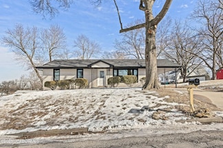 619 Tomlee Rd, Jefferson City, MO 65109