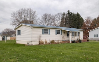 305 Oak Ave, Elkland, PA 16920