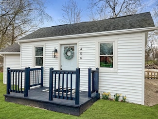 406 Water St, Tiffin, OH 44883