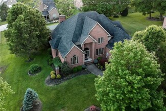 9 Woodclyffe Rd, Hurricane, WV 25526