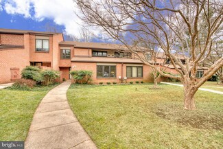 7 Oakridge Ct, Lutherville Timonium, MD 21093