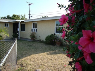 2100 W Dogwood Ave, Anaheim, CA 92801