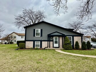 234 Inverrary Ln, Deerfield, IL 60015