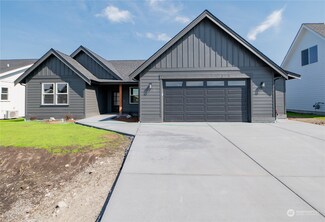 301 Brentwood Dr, Everson, WA 98276