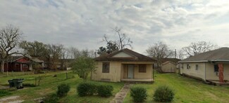 1114 14th St, Port Arthur, TX 77640