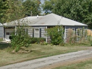 212 E College St, Kewanee, IL 61443