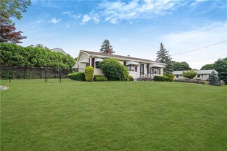 174 Wilbur Ave, Somerset, MA 02725