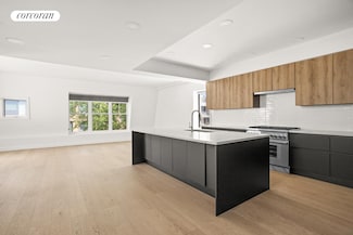 5-30 51st Ave Unit PH, Queens, NY 11101