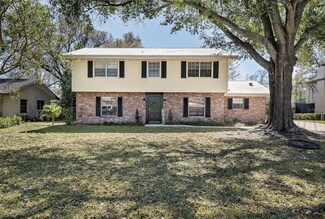 1521 Lagoon Rd, Lakeland, FL 33803
