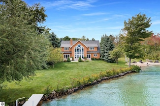3930 Thierry Cir, Kewadin, MI 49648
