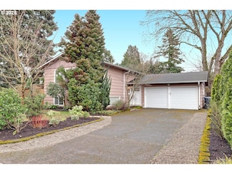 4516 SE Fieldcrest Dr, Milwaukie, OR 97222