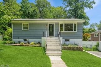 2 Side Hill Trail, Byram Township, NJ 07821