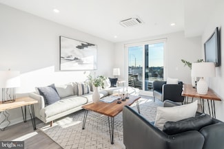 3449 Scotts Ln Unit B308, Philadelphia, PA 19129