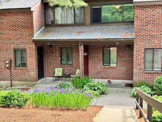 20 Highwood Dr Unit 20, Franklin, MA 02038